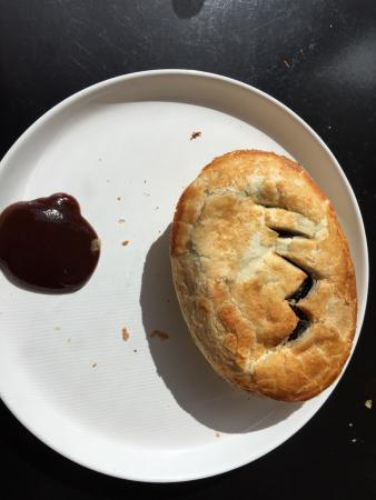 Devil's Den Cafe And Takeaway - Accommodation Sunshine Coast 0