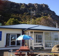 Nut Rock Cafe - Accommodation Sunshine Coast