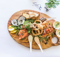 Pavement Restaurant at Lufra Hotel and Apartments - Accommodation Sunshine Coast