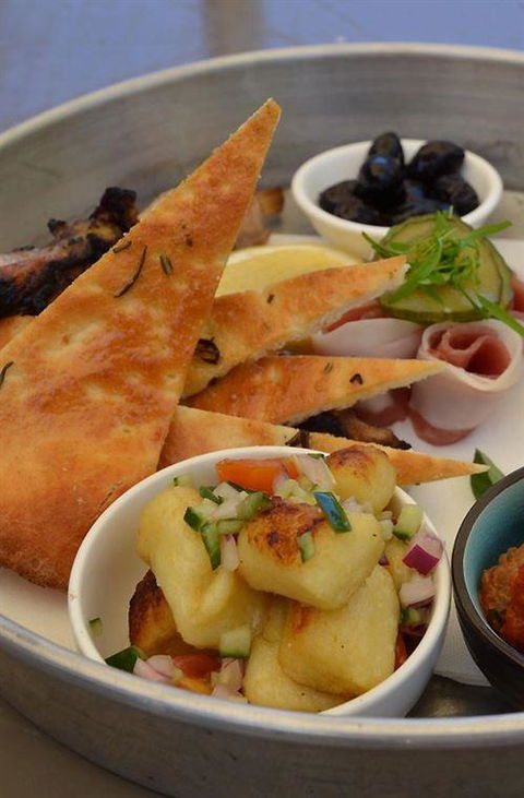 FOS Kitchen & Bar - Accommodation Sunshine Coast 4