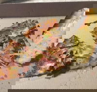 Shark Bay Pizza - Accommodation Sunshine Coast