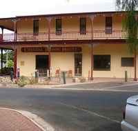 Crystal Brook Hotel - Accommodation Sunshine Coast