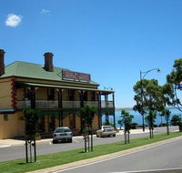 Streaky Bay Hotel - Accommodation Sunshine Coast