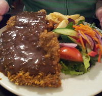 Woodside Hotel - Accommodation Sunshine Coast