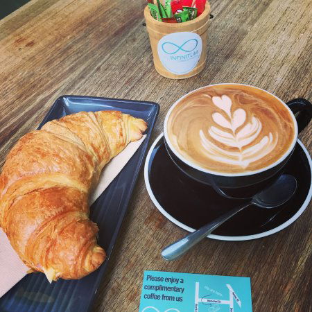 Ad Infinitum Cafe - Accommodation Sunshine Coast 0