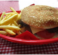 Mel's Diner  takeaway - Accommodation Sunshine Coast