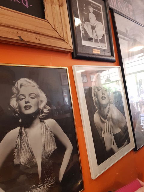 A Cafe Etc - Accommodation Sunshine Coast 2