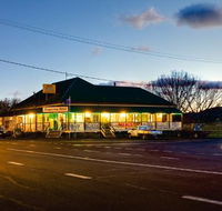 Dugandan Hotel - Accommodation Sunshine Coast