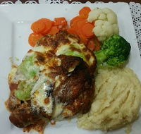 Simons Tavern Restaurant - Accommodation Sunshine Coast