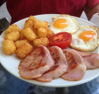 Smiley Piggy Cafe - Accommodation Sunshine Coast