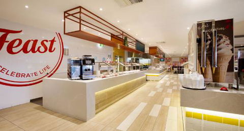 Feast - Accommodation Sunshine Coast 0