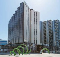 Peppers Docklands - Accommodation Sunshine Coast
