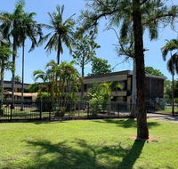 Pine Tree Motel - Accommodation Sunshine Coast