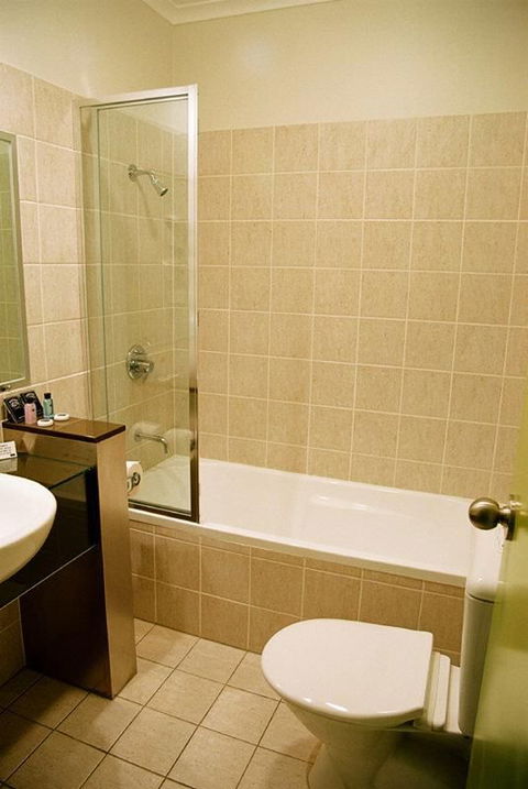 Rocklea International Hotel - Accommodation Sunshine Coast 4