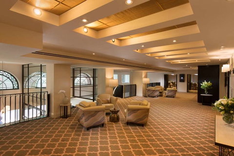Mayfair Hotel - Accommodation Sunshine Coast 10