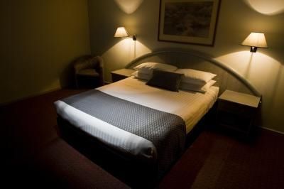Royal Coach Motor Inn - Accommodation Sunshine Coast 2