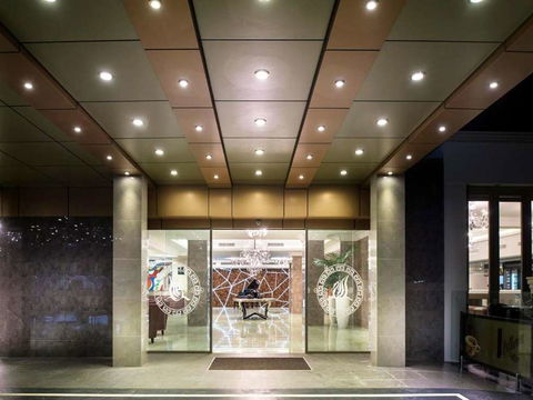 Swan River Hotel - Accommodation Sunshine Coast 1