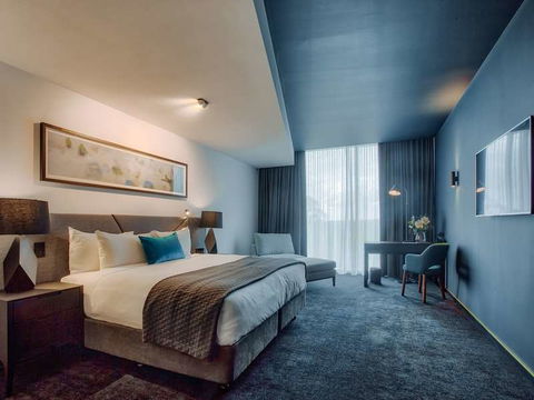 Eatons Hill Hotel - Accommodation Sunshine Coast 3
