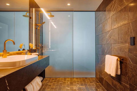 Eatons Hill Hotel - Accommodation Sunshine Coast 5