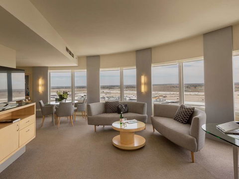PARKROYAL Melbourne Airport - Accommodation Sunshine Coast 13