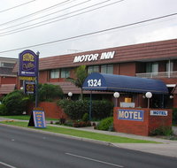 Hume Villa Motor Inn - Accommodation Sunshine Coast