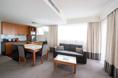 Majestic Roof Garden Hotel - Accommodation Sunshine Coast 8