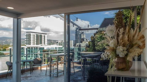 Majestic Roof Garden Hotel - Accommodation Sunshine Coast 10
