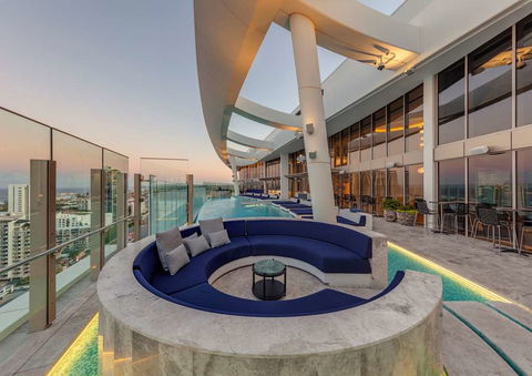 The Darling Gold Coast - Accommodation Sunshine Coast 9