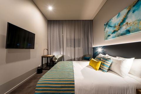 Elite Gold Coast - Accommodation Sunshine Coast 5