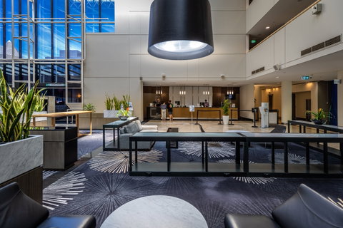 Crowne Plaza Canberra - Accommodation Sunshine Coast 2