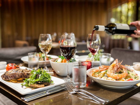 Novotel Canberra - Accommodation Sunshine Coast 9