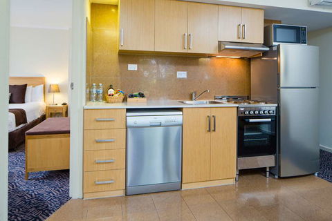 Best Western Plus Hovell Tree Inn - Accommodation Sunshine Coast 3