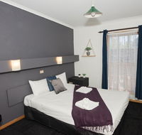 Elm Court Motel - Accommodation Sunshine Coast