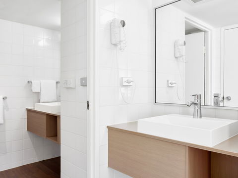 Ibis Hotel - Accommodation Sunshine Coast 7