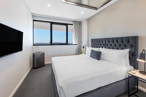 Meriton Suites Kent Street - Accommodation Sunshine Coast 5