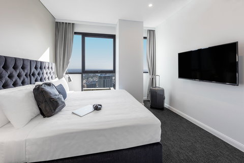 Meriton Suites Kent Street - Accommodation Sunshine Coast 13