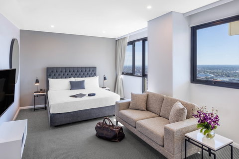 Meriton Suites Kent Street - Accommodation Sunshine Coast 17