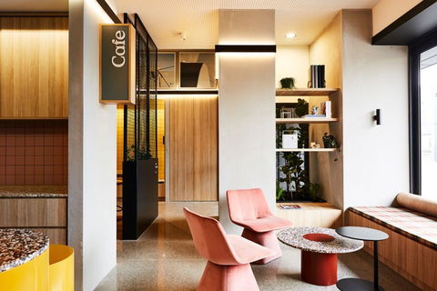 Lanbruk Apartment Hotel-Richomnd Hill - Accommodation Sunshine Coast 2