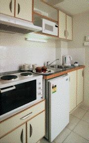 Astor Metropole & Apartment - Accommodation Sunshine Coast 1