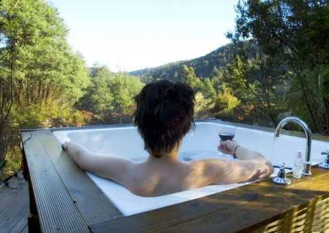 Huon Bush Retreats - Accommodation Sunshine Coast 2