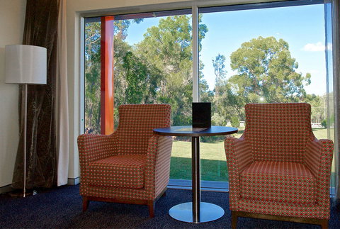 Alexandra Hills Hotel - Accommodation Sunshine Coast 2