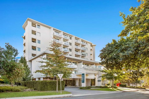 Adina Serviced Apts Canberra Dickson - Accommodation Sunshine Coast 1