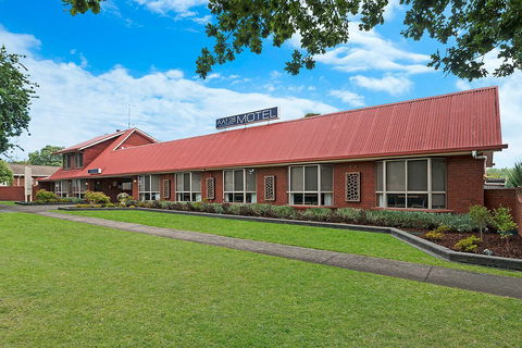 AAt 28 Goldsmith Motel - Accommodation Sunshine Coast 0