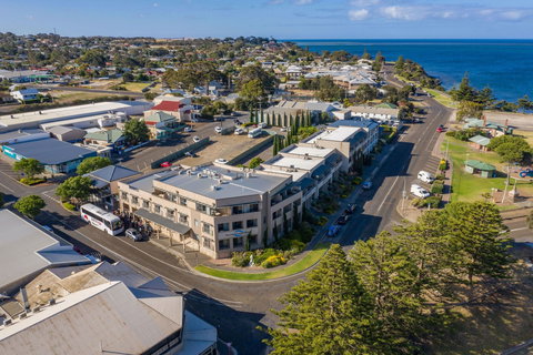 Aurora Ozone Hotel - Accommodation Sunshine Coast 0
