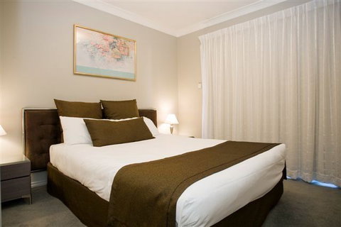 Pinnacle Apartments - Accommodation Sunshine Coast 1