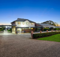 Ambassador On Ruthven Motel - Accommodation Sunshine Coast