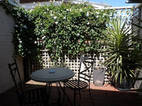 Admiralty Inn - Accommodation Sunshine Coast 1
