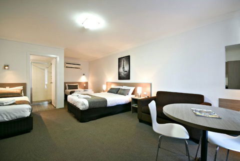 The Aberdeen Motel - Accommodation Sunshine Coast 2