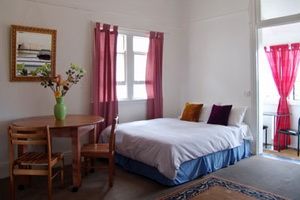 Admiral Collingwood Lodge - Accommodation Sunshine Coast 2