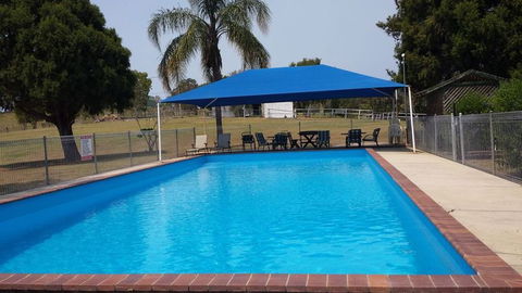 Jacaranda Motor Lodge - Accommodation Sunshine Coast 2